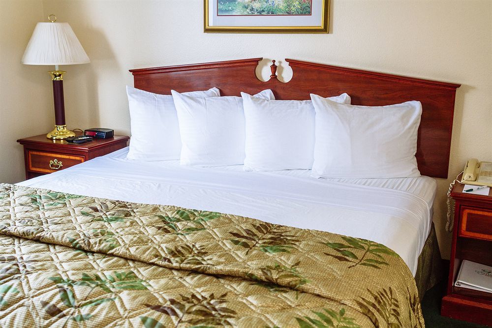 Guesthouse Inn & Suites Kelso/Longview Bagian luar foto