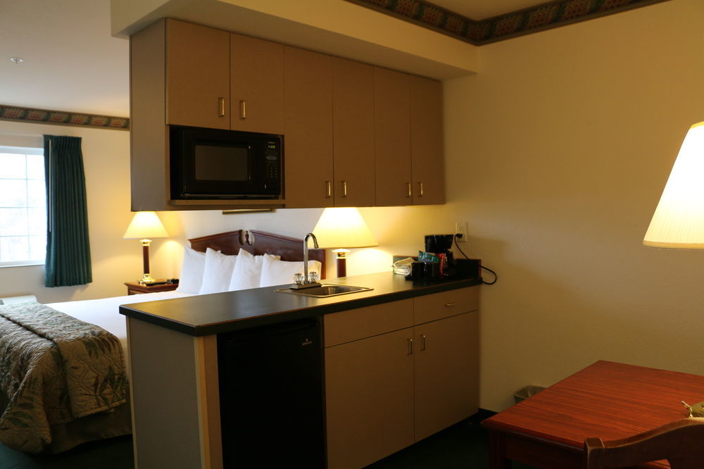 Guesthouse Inn & Suites Kelso/Longview Bagian luar foto