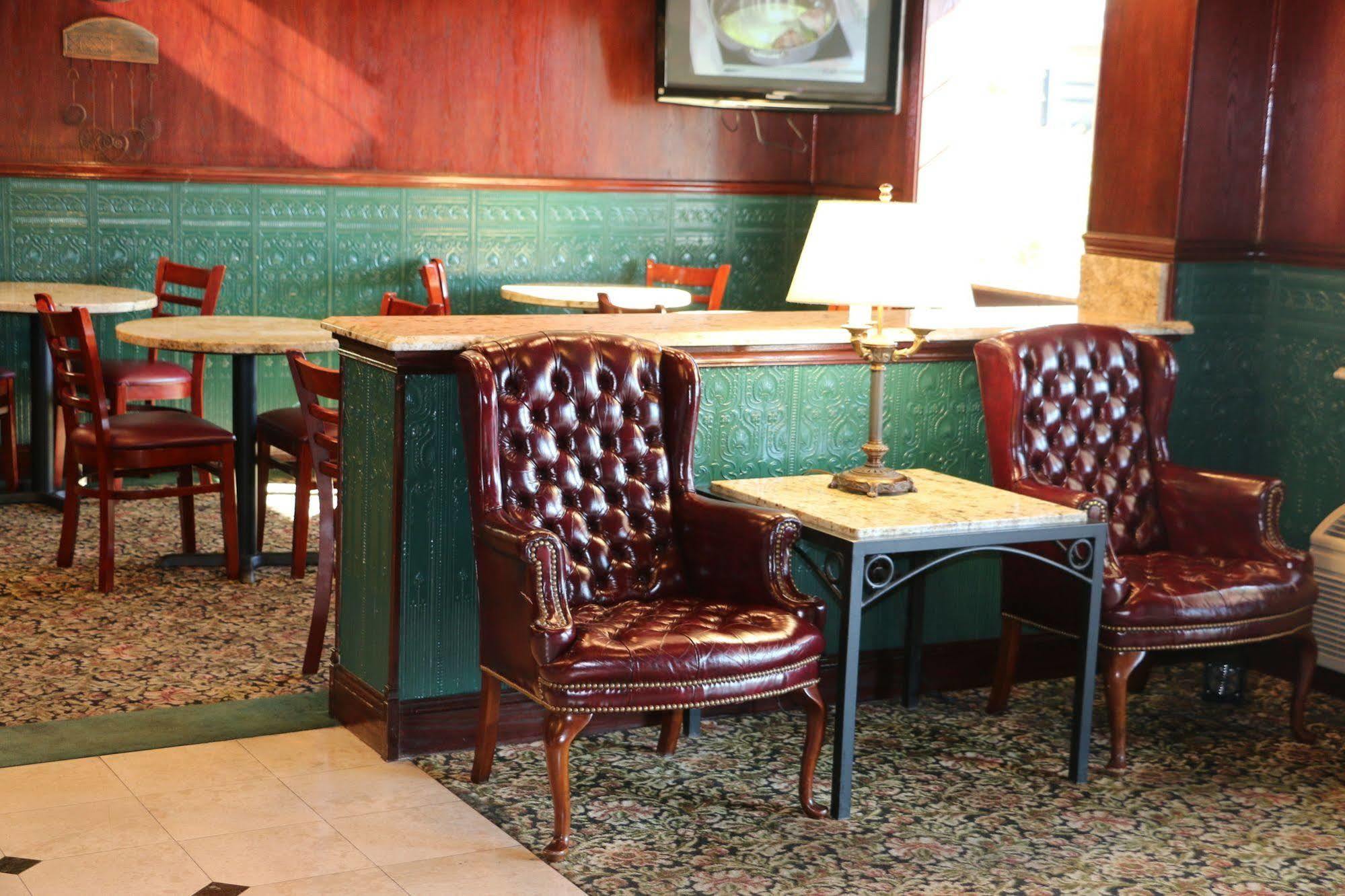 Guesthouse Inn & Suites Kelso/Longview Bagian luar foto