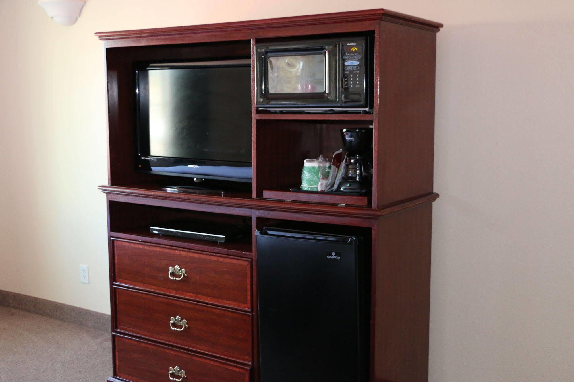 Guesthouse Inn & Suites Kelso/Longview Bagian luar foto